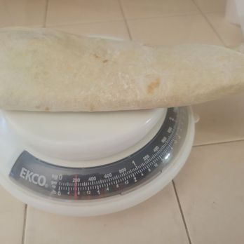 Del Taco - Slightly under 6 ounces when viewed straight. Way under the 8 that I paid for. - Mexican Near Me - Twentynine Palms, California
