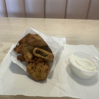 Daddy's Chicken Shack - 8 Piece Fried Pickles - Chicken Shop Near Me - Leander, Texas