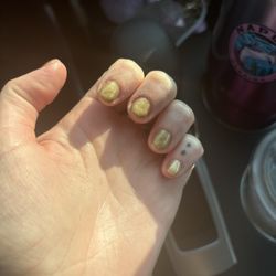 Fresh Nail Bar - I could've done way better at home . never again
