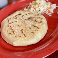 Panchita's Pupuseria & Restaurant - Pupusa mixta