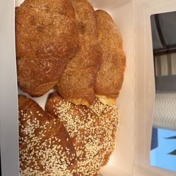 Sesame and cinnamon Sesame and cinnamon