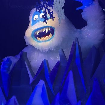 Gaylord Opryland Texas - Ice sculpture - Hotels Near Me - Grapevine, Texas