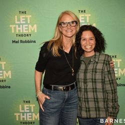 Barnes & Noble - Mel Robbins