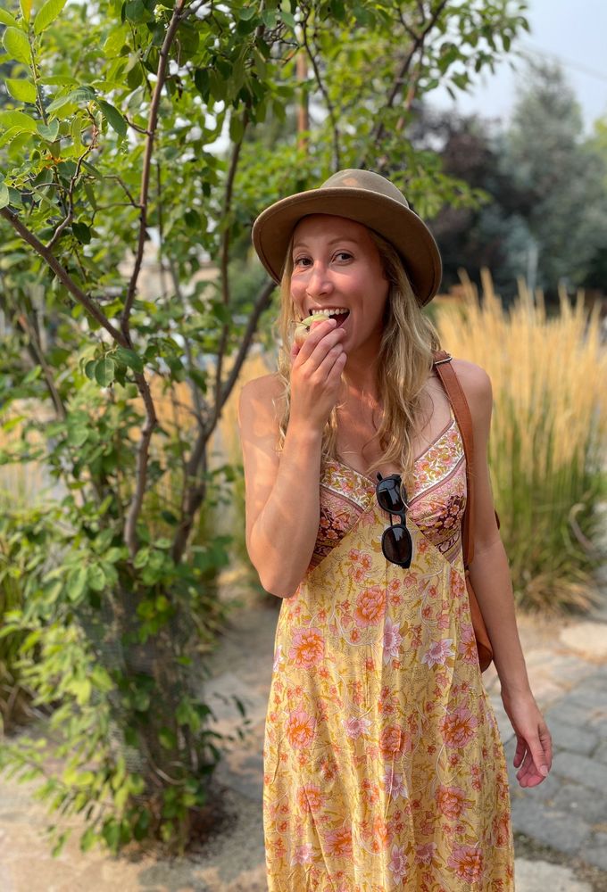 RADIANTLY ALIVE NUTRITION Updated June 2024 Bend, Oregon