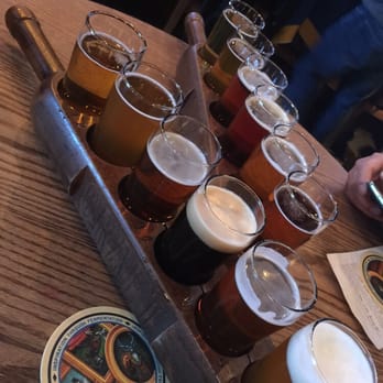 CRAFT - 2 sets of samplers - Beer Bar Near Me - Vancouver, British Columbia CRAFT - 2 sets of samplers - Beer Bar Near Me - Vancouver, British Columbia