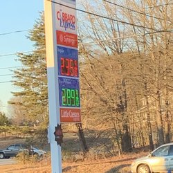 Little Caesars Express - Road signage
