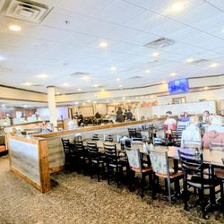Fuji Buffet & Grill - Dining room