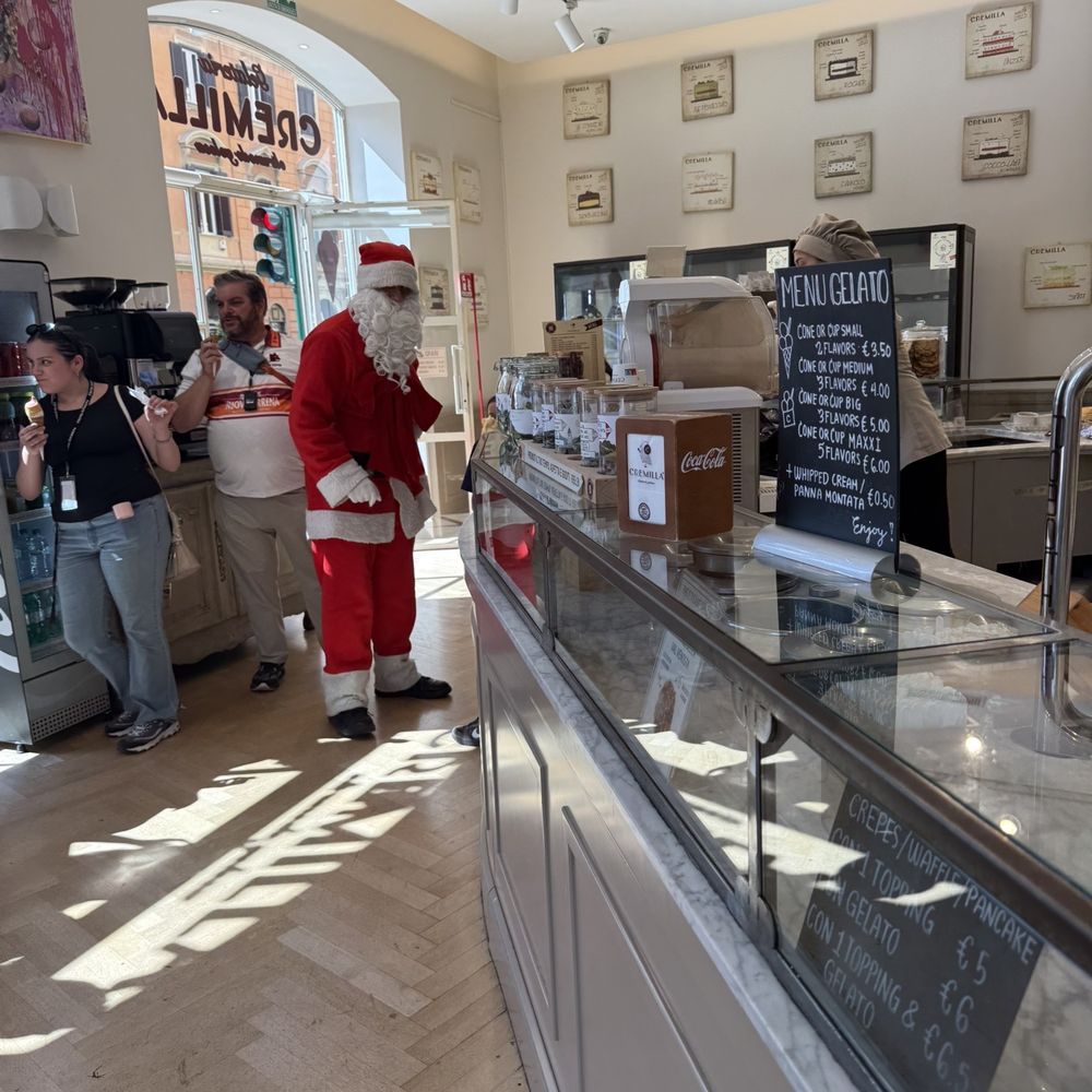 Gelateria Cremilla - Christmas in May - Desserts Near Me - Rome, RM