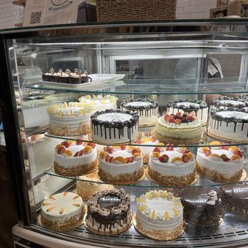 Dulce de Leche Bakery - Cakes - Bakeries Near Me - Jersey City, New Jersey