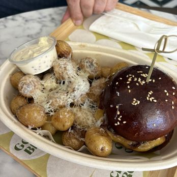 Goncho Bistro - Goncho burger with baby potatoes - Modern European Near Me - Sherman Oaks, California