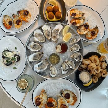 The River Oyster Bar - Seafood spread - Seafood Near Me - Miami, Florida The River Oyster Bar - Seafood spread - Seafood Near Me - Miami, Florida