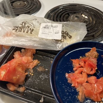 Market 32 - Price Chopper - two plates of food on a stove - Grocery Near Me - Schenectady, New York Market 32 - Price Chopper - two plates of food on a stove - Grocery Near Me - Schenectady, New York