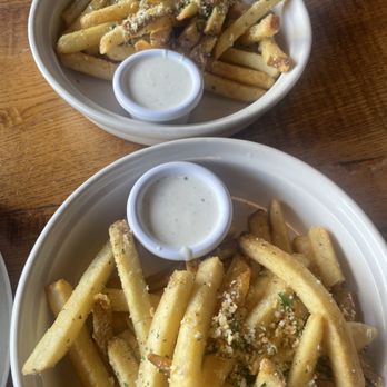 Giordano's - Garlic parm fries (lunch - Pizza Near Me - Morton Grove, Illinois