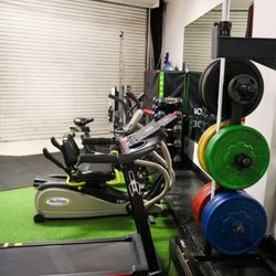 DPT Physical Therapy - Fully loaded therapy gym
