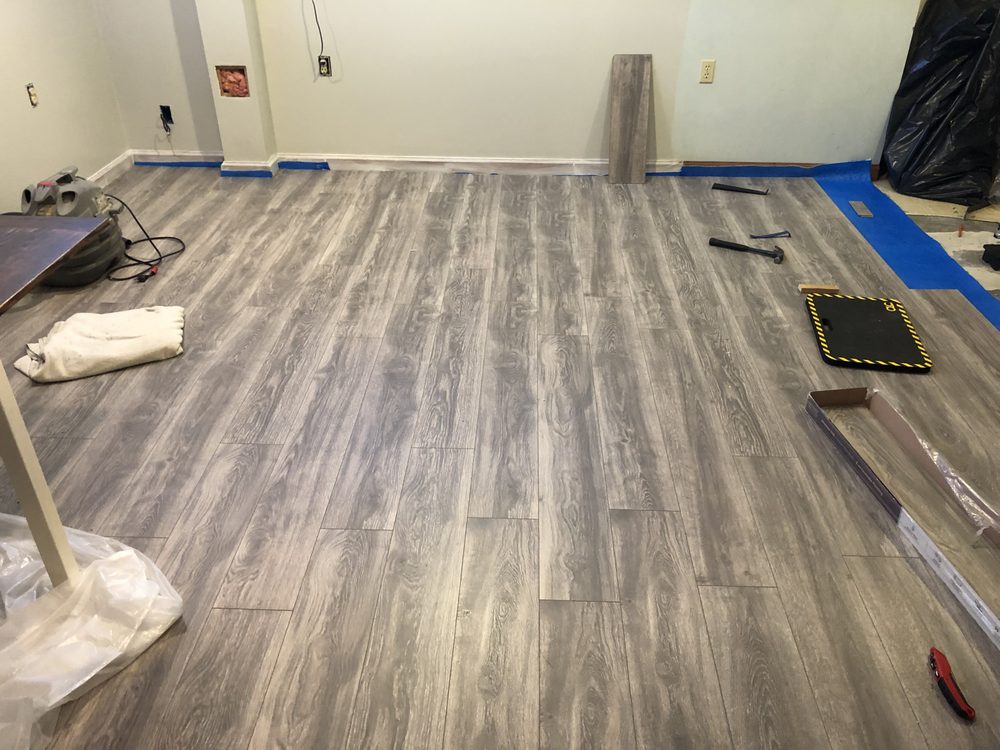 Slide of A&W Contracting