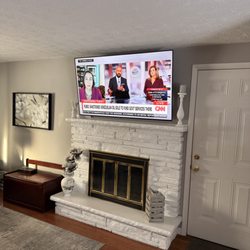 Leader TV