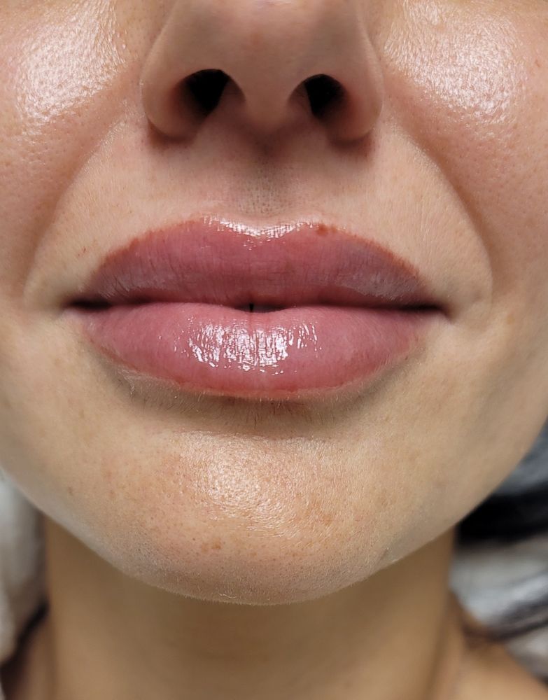 Trophy Wife Medispa Logo