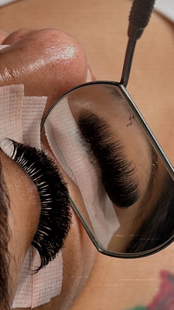 THE LASH LOUNGE BY KAYLASHESS Updated September 2024 13 Photos