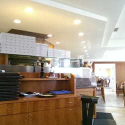 Pizzeria Da Massimo - Theke am Pizzaofen