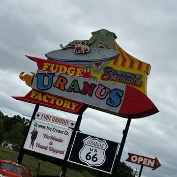 Uranus Fudge Factory and General Store - Chocolatiers & Shops Near Me - Saint Robert, Missouri Uranus Fudge Factory and General Store - Chocolatiers & Shops Near Me - Saint Robert, Missouri