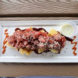 Riverside Cafe - SO MUCH TUNA and I ate EVERY BIT of it!