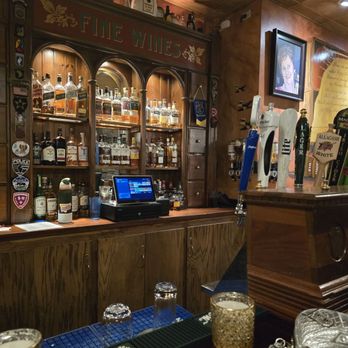 Peggy Kinnane’s - Irish Near Me - Arlington Heights, Illinois