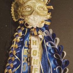 Mums and Kisses - Mums and Kisses Homecoming Mum "The Masquerade" www.mumsandkisses.com
