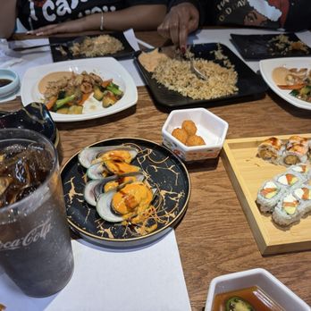 Raku Sushi Hibachi AYCE Buffet - No free refills on drinks so drink slow - Japanese Near Me - Duluth, Georgia