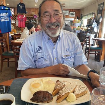 Mineral Lodge Restaurant - French toast with 2 eggs - American Near Me - Mineral, California Mineral Lodge Restaurant - French toast with 2 eggs - American Near Me - Mineral, California