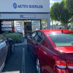 Check out my clean car! Check out my clean car!