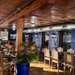 Enclosed patio room