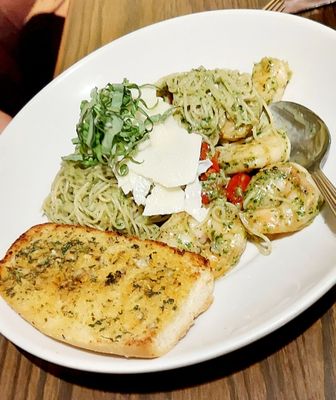 Pesto's Italian Kitchen & Wine Bar by null