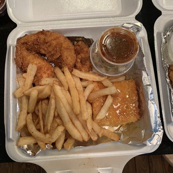 Big Herm's Kitchen - Chicken tender basket - Southern Near Me - Richmond, Virginia Big Herm's Kitchen - Chicken tender basket - Southern Near Me - Richmond, Virginia