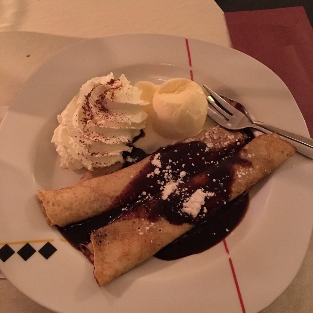 De Steek - Crepes with vanilla ice cream - Food Near Me - Rotterdam, ZH
