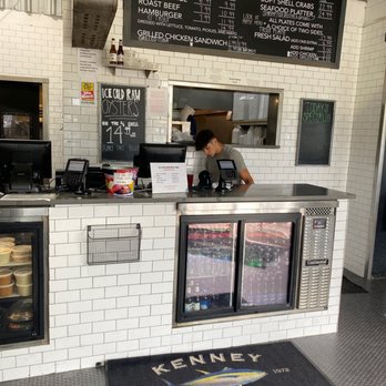 Kenney Seafood - Order counter - Seafood Markets Near Me - Slidell, Louisiana