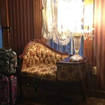 Quality Inn Eureka Springs South - Lobby - Hotels Near Me - Eureka Springs, Arkansas