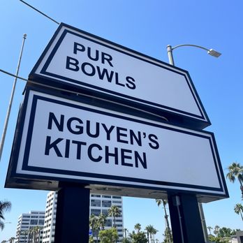 Pur Bowls - The sign outside - Acai Bowls Near Me - Orange, California Pur Bowls - The sign outside - Acai Bowls Near Me - Orange, California