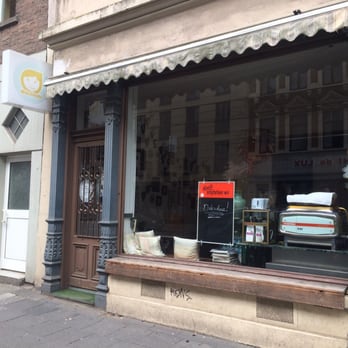 Milchbubi - Das schöne Cafe von außen - Cafes Near Me - Cologne, NW Milchbubi - Das schöne Cafe von außen - Cafes Near Me - Cologne, NW