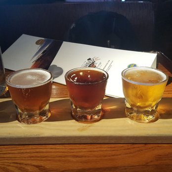Glacier BrewHouse - Beer flight - American Near Me - Anchorage, Alaska Glacier BrewHouse - Beer flight - American Near Me - Anchorage, Alaska