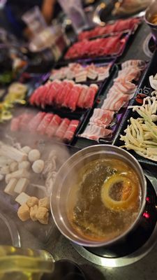 KPOT Korean BBQ & Hot Pot by null