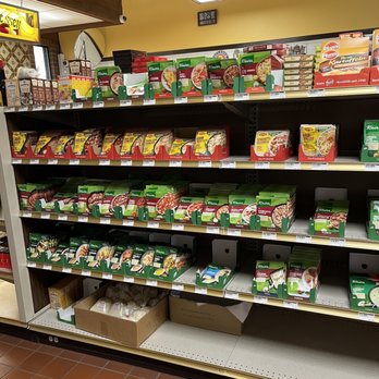 Hess Bakery & Deli - Bakeries Near Me - Lakewood, Washington