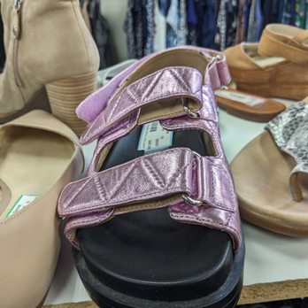 The Clothes Secret - I dig this sandal. Sadly, shoes only go up to a women's 10.5. I need an 11. - Used, Vintage & Consignment Near Me - Ottawa, Ontario The Clothes Secret - I dig this sandal. Sadly, shoes only go up to a women's 10.5. I need an 11. - Used, Vintage & Consignment Near Me - Ottawa, Ontario