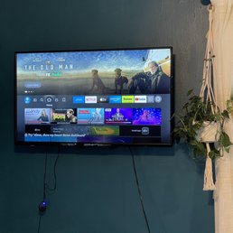 42" mounted. 42" mounted.