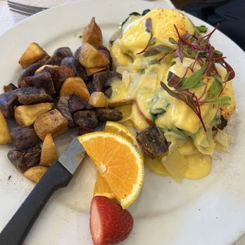 Sweet Maple - Florentine Benedict & Friends - American Near Me - San Francisco, California