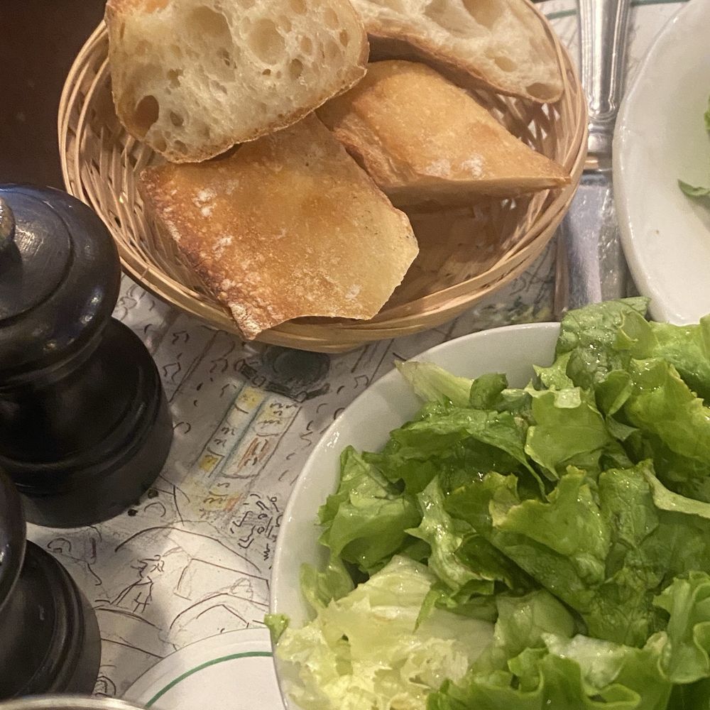 Café de Flore - Bread - Cafes Near Me - Paris, 75 Café de Flore - Bread - Cafes Near Me - Paris, 75