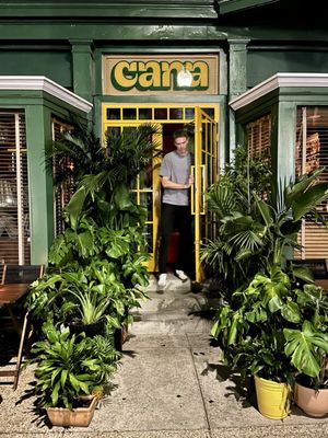 Cana by null