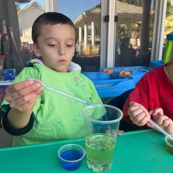 Interactive Acres Preschool Academy - Oil and water experiment - Preschools Near Me - Yucaipa, California