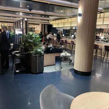Chase Sapphire Reserve Lounge - Airport Lounges Near Me - Philadelphia, Pennsylvania Chase Sapphire Reserve Lounge - Airport Lounges Near Me - Philadelphia, Pennsylvania