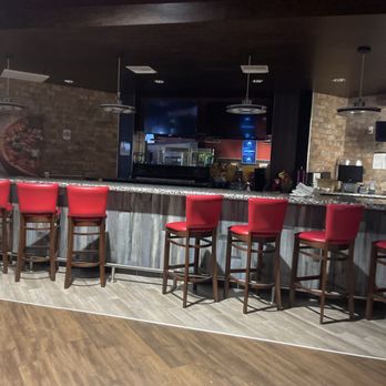 Premiere Cinemas - Bar area - Cinema Near Me - Plant City, Florida