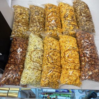 Sweet Noshings - Popcorn - Candy Stores Near Me - Memphis, Tennessee Sweet Noshings - Popcorn - Candy Stores Near Me - Memphis, Tennessee